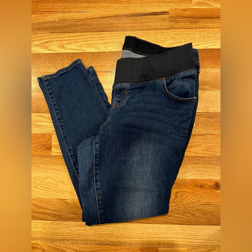 Old Navy maternity jeans